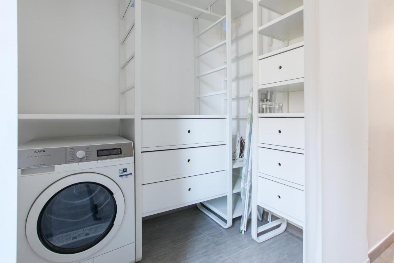 Modern Apartment Close To Shopping District Mailand Exterior foto