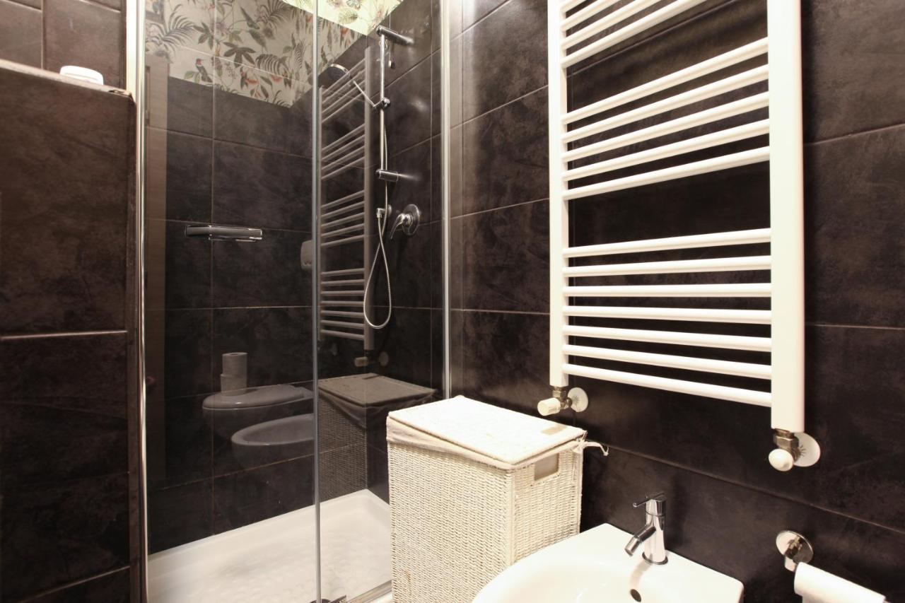 Modern Apartment Close To Shopping District Mailand Exterior foto